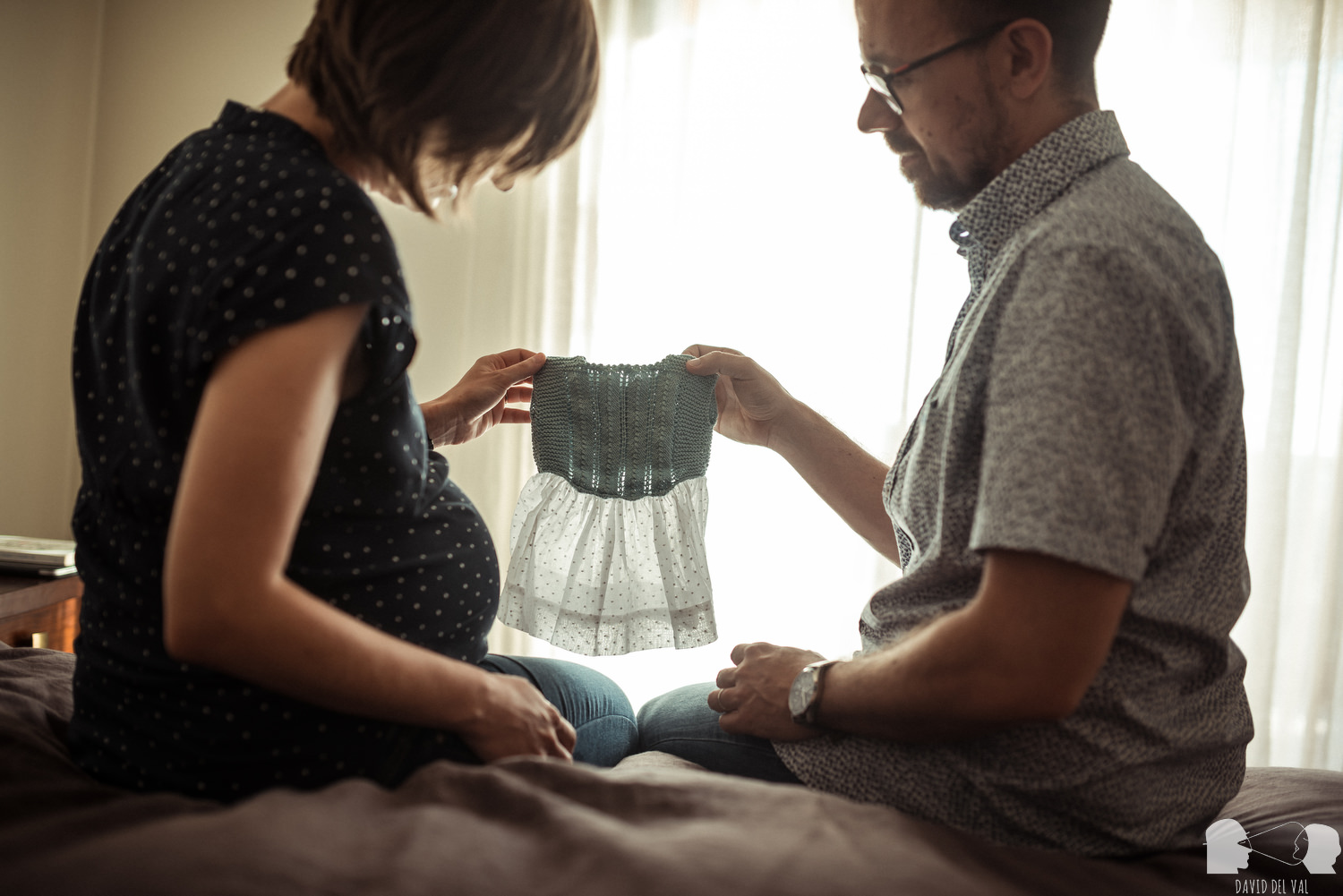 Fotografia d'embaràs a Lleida, Barcelona, Tarragona i Girona. Fotograf de familia i de nens. Sessió d'embaràs. Sesión de embarazo, embarazada